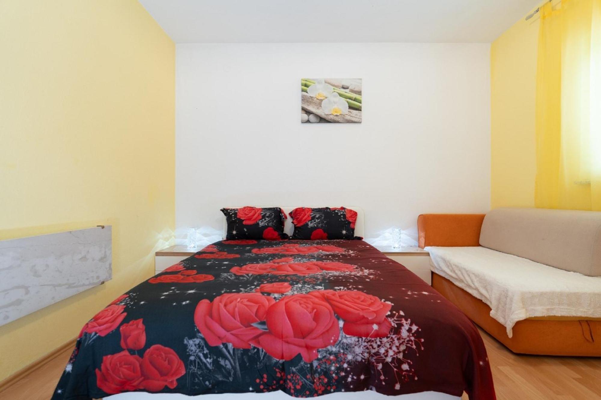 Apartments Milic Gornji Karin Εξωτερικό φωτογραφία