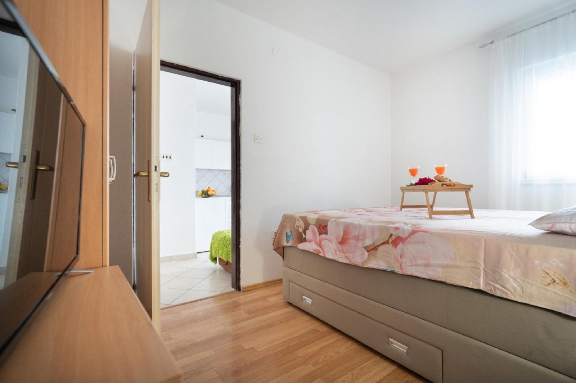Apartments Milic Gornji Karin Εξωτερικό φωτογραφία