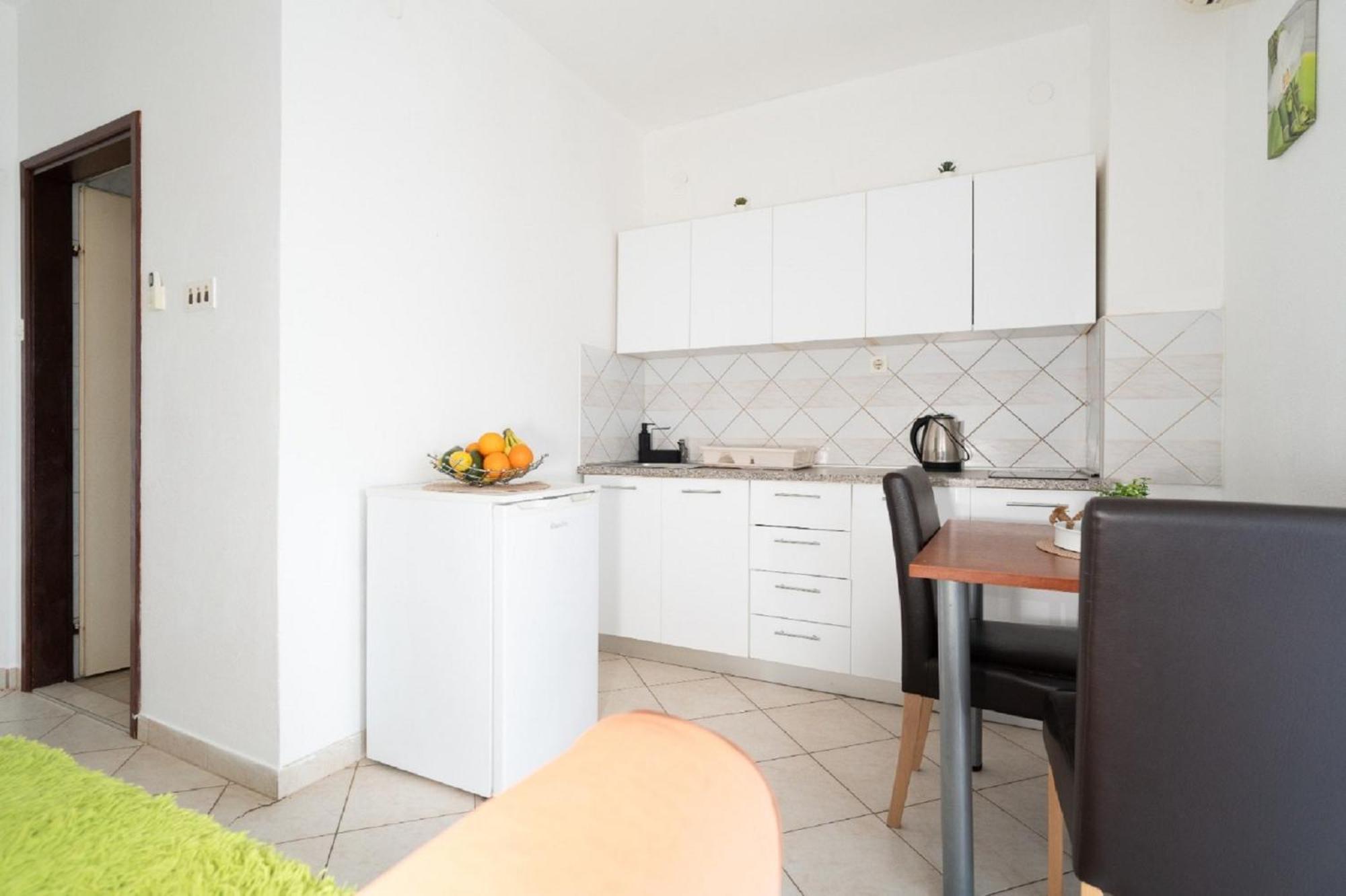 Apartments Milic Gornji Karin Εξωτερικό φωτογραφία