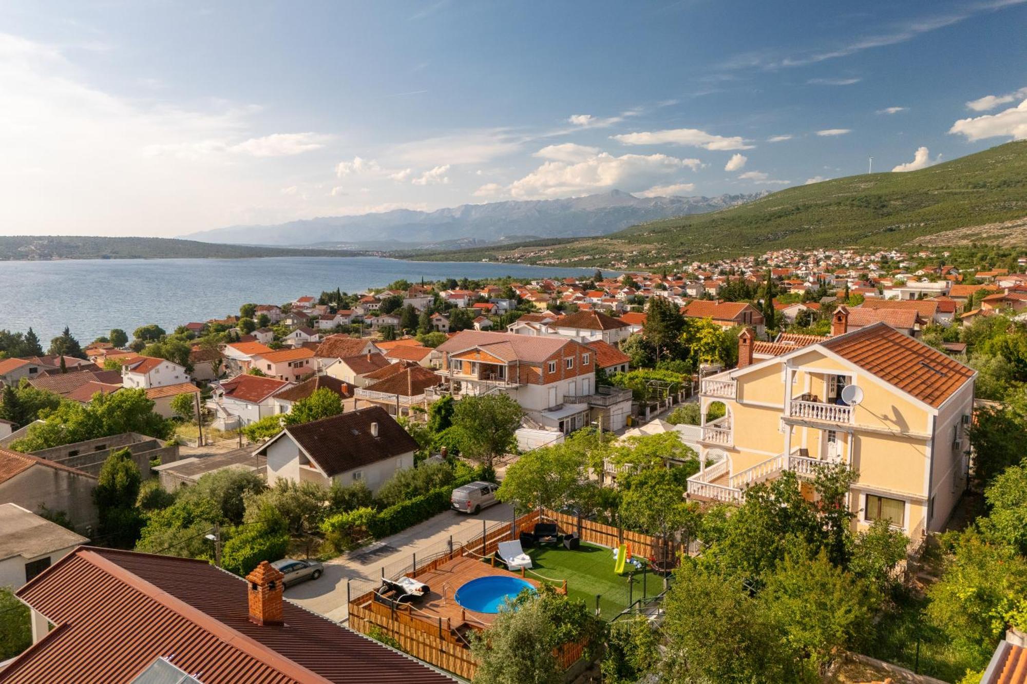 Apartments Milic Gornji Karin Εξωτερικό φωτογραφία